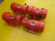 YZS振動電機(jī):激振能力強(qiáng)，拆卸方便。